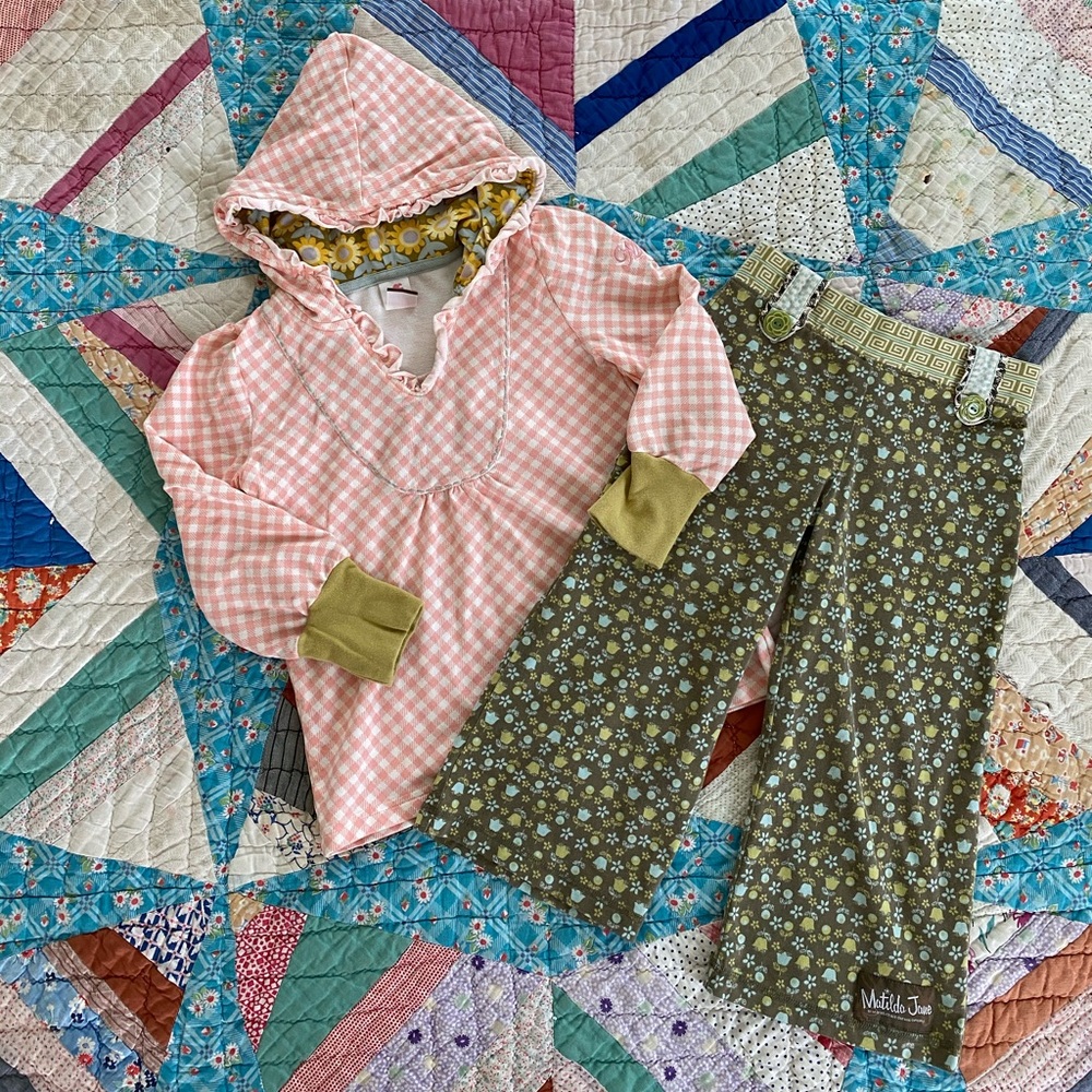 Matilda Jane Size 4 top/bottoms